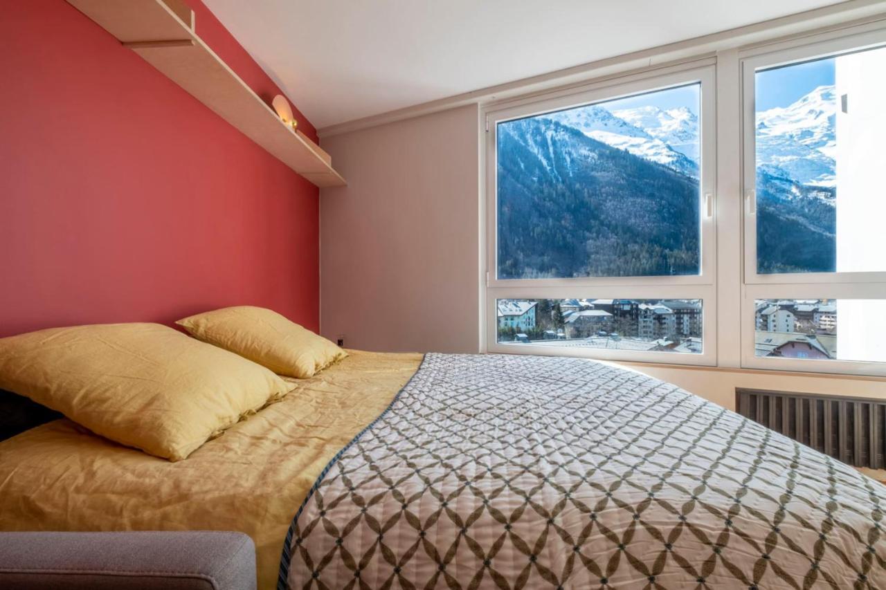Modern Studio With Mont Blanc View And Pool Шамони Екстериор снимка